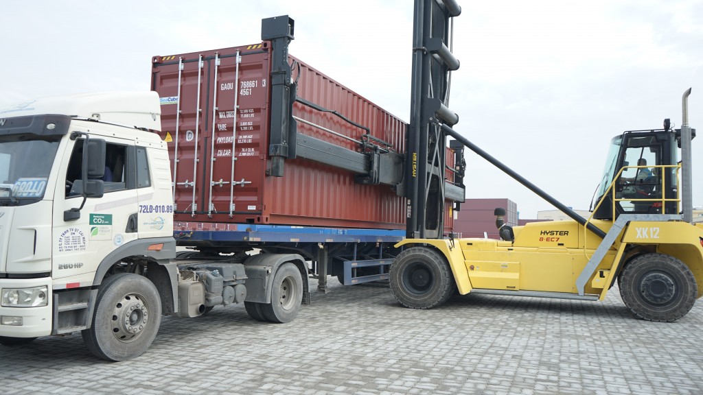 Hòa Phát chính thức bàn giao 500 vỏ container loại 40 HC cho SeaCube