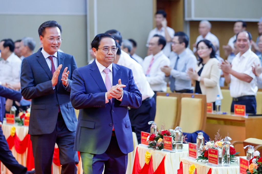 Thủ tướng Phạm Minh Chính đến dự Hội nghị công bố Quy hoạch tỉnh Hưng Yên - Ảnh: VGP/Nhật Bắc