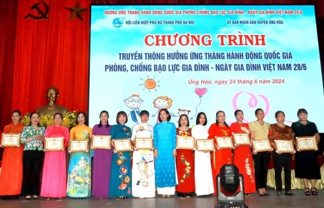 Nhiều mô hình, cách làm hay xây dựng "Gia đình 5 không, 3 sạch"