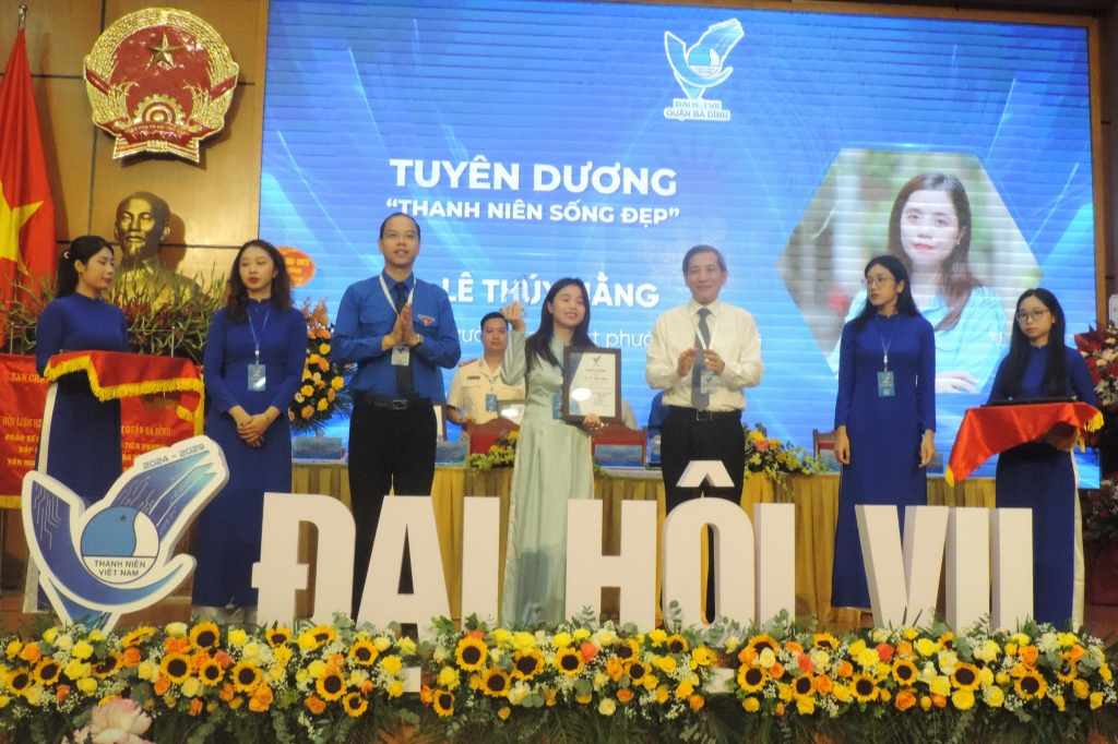 Chị Phạm Thu Phương trở thành Chủ tịch Hội LHTN quận Ba Đình