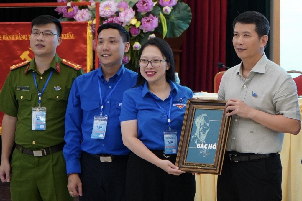 đồng chí Phạm Tuấn Long, Phó Bí thư Quận uỷ, Chủ tịch UBND quận Hoàn Kiếm