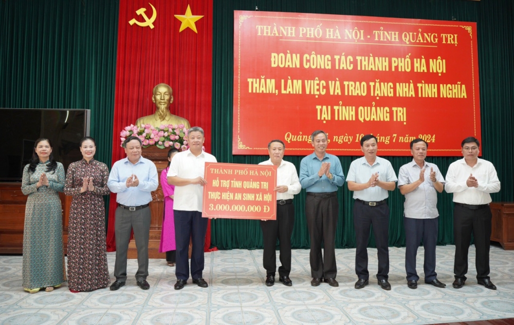 Tăng cường hợp tác giữa TP Hà Nội và Quảng Trị