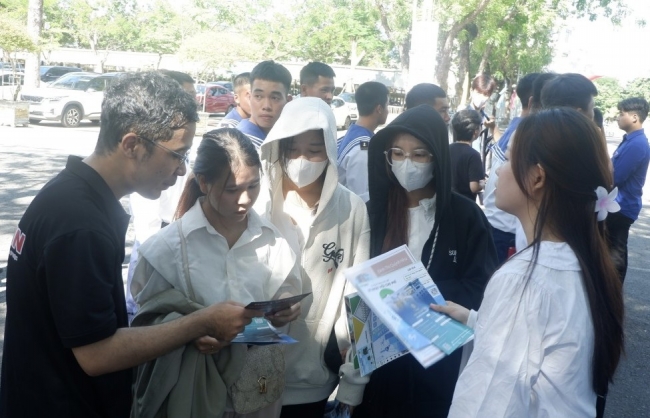 Đà Nẵng: Gần 7.600 cơ hội việc làm cho sinh viên và người lao động
