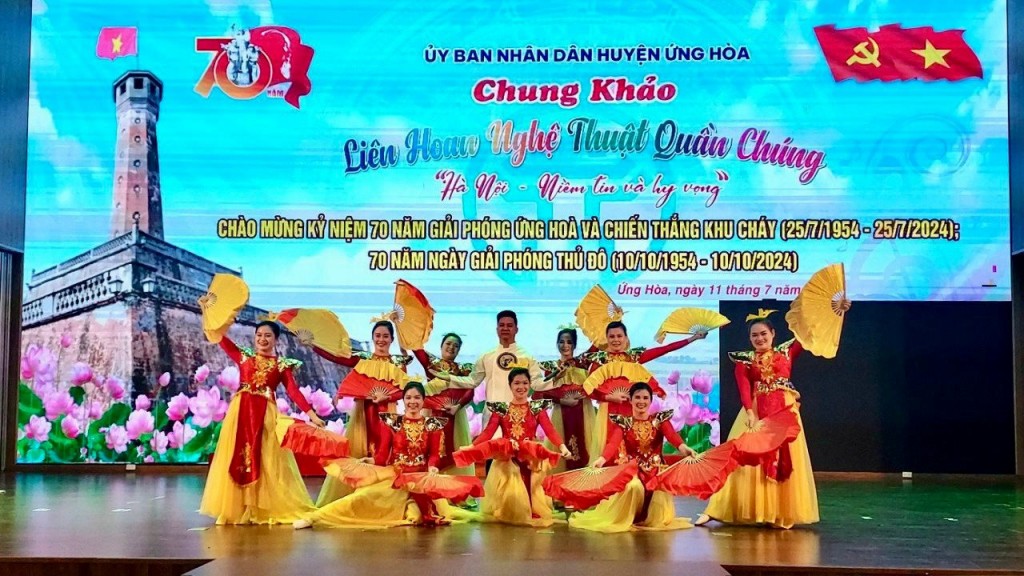 Trao giải liên hoan nghệ thuật “Hà Nội - Niềm tin và hy vọng”