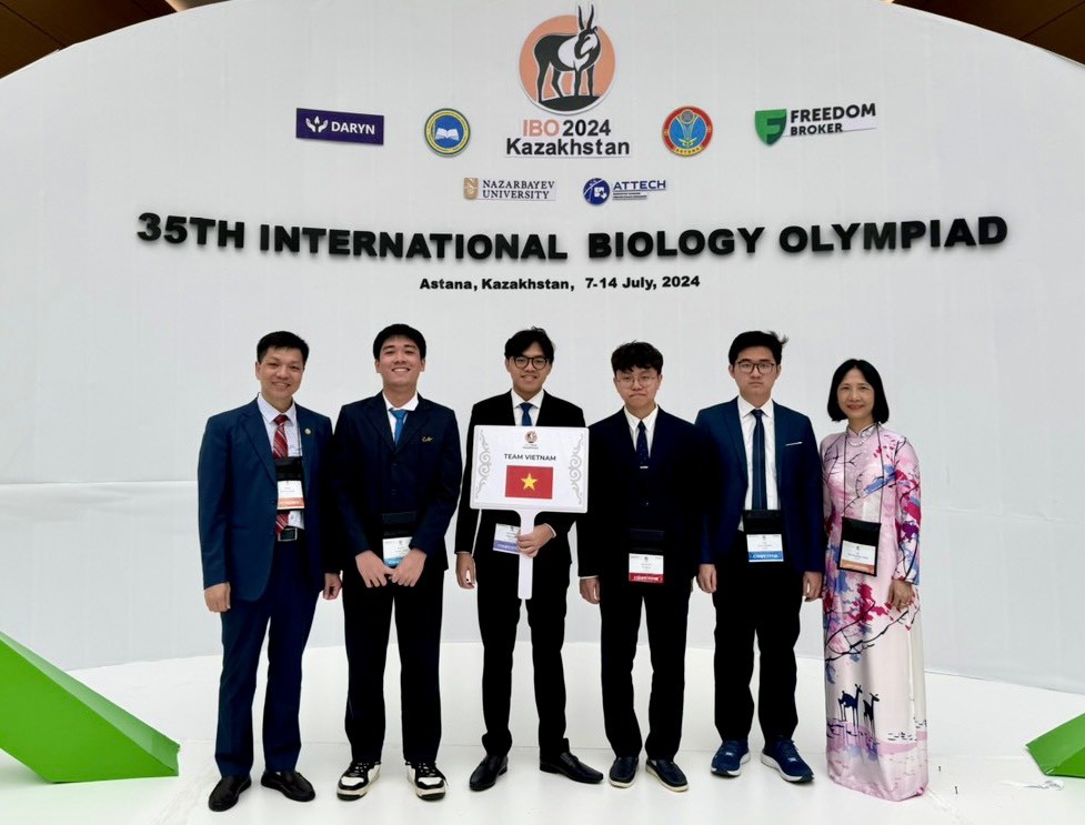 Học sinh Việt Nam đoạt 3 Huy chương Vàng Olympic Sinh học quốc tế