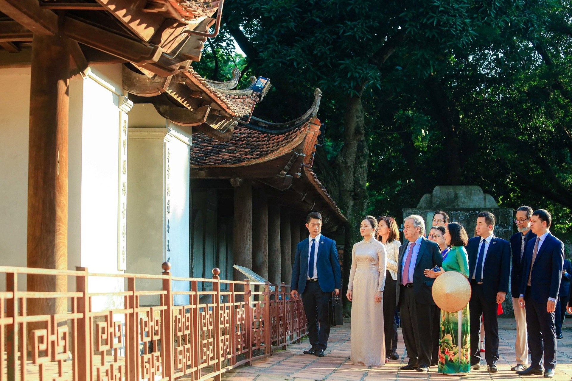 Hà Nội - Thành phố vì hòa bình: “Đến để yêu!”