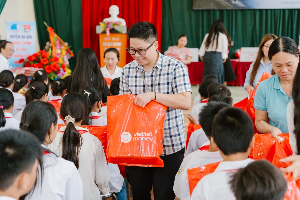 Cơ hội tiếp cận giáo dục bình đẳng cho học sinh vùng cao