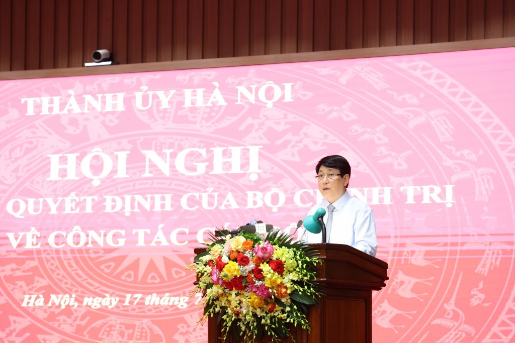 Phân công đồng chí Bùi Thị Minh Hoài làm Bí thư Thành ủy Hà Nội