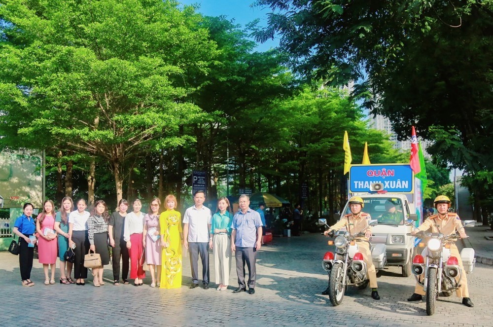 Ra quân hưởng ứng ngày dân số thế giới 11/7