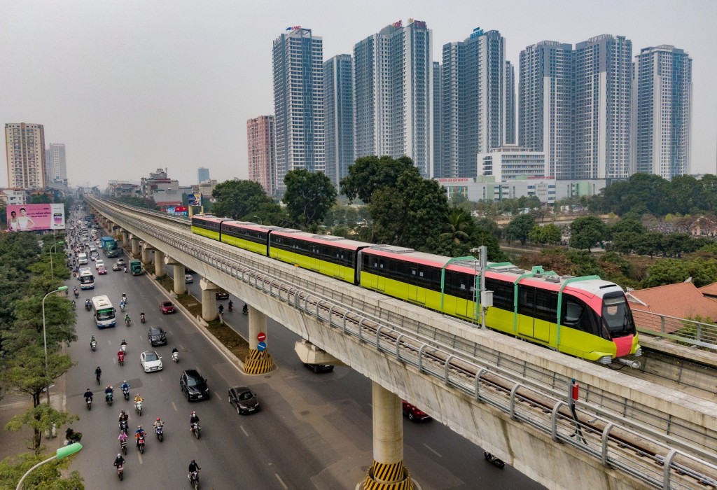 Đoạn trên cao tuyến đường sắt đô thị Nhổn - ga Hà Nội đã được cấp chứng nhận an toàn hệ thống. Ảnh: Trung Nguyên