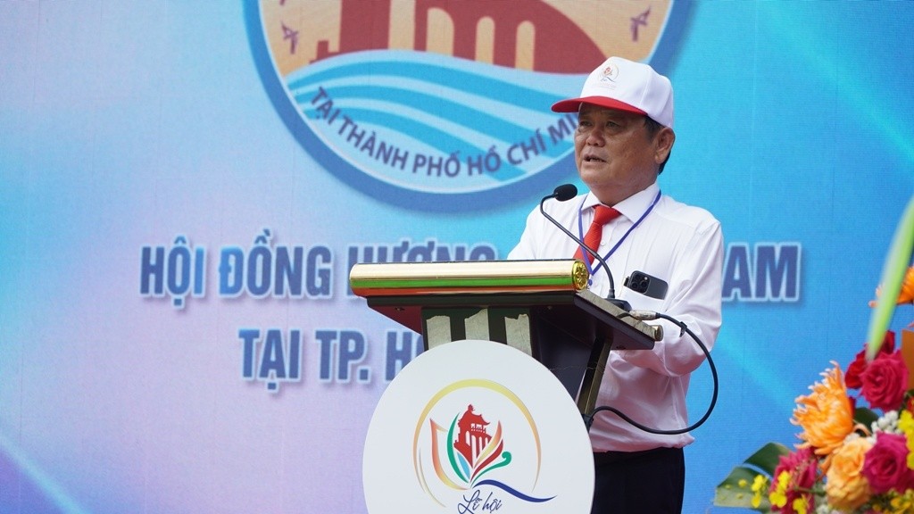 Ông Mai Phúc - Chủ tịch Hội đồng hương Quảng Nam tại Thành phố Hồ Chí Minh phát biểu khai mạc (Ảnh: quangnam.gov.vn)