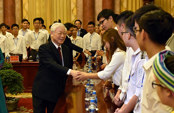 Tổng Bí thư Nguyễn Phú Trọng - tấm gương đạo đức sáng ngời