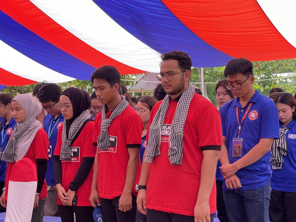 Sinh viên Malaysia dành phút tưởng niệm cố Tổng Bí thư Nguyễn Phú Trọng