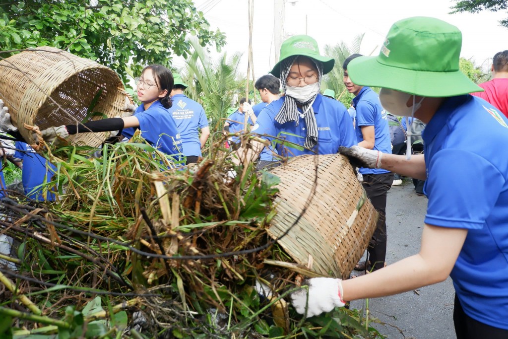 Thanh niên TP Hồ Chí Minh tích cực xây dựng Nông thôn mới