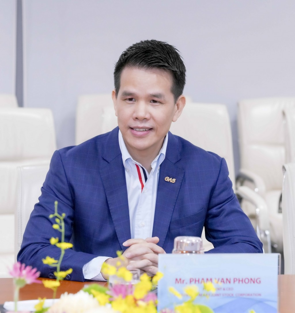 Tổng Giám đốc Phạm Văn Phong phát động lời kêu gọi quyết tâm đến toàn thể đội ngũ PV GAS