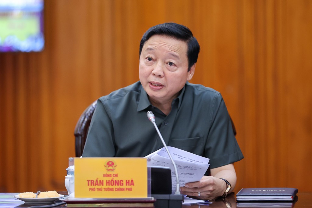 Phó Thủ tướng Trần Hồng Hà phát biểu tại cuộc họp - Ảnh: VGP/Nhật Bắc