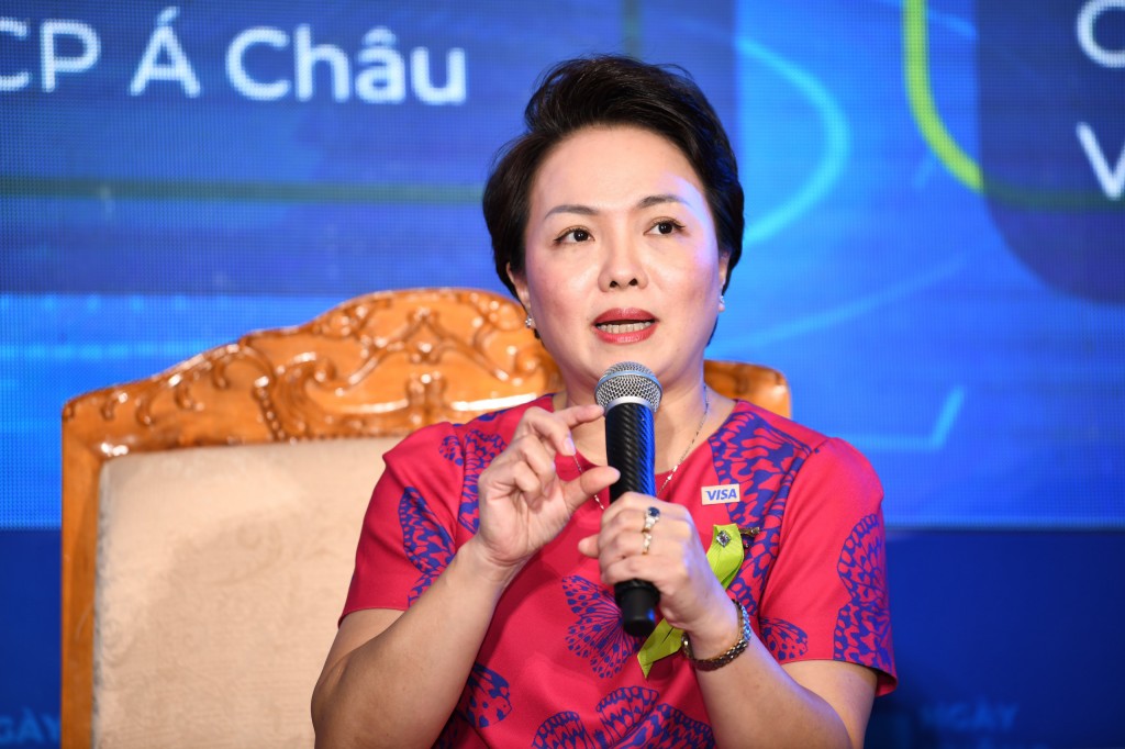 Bà Đặng Tuyết Dung, Giám đốc Visa Việt Nam và Lào