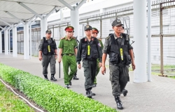 Sân bay Tân Sân Nhất siết chặt an ninh trong ngày Quốc tang