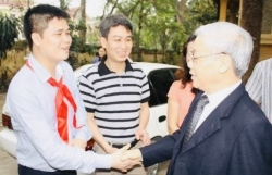 Trào dâng kỷ niệm về Tổng Bí thư giản dị, thân thiện và chân thành