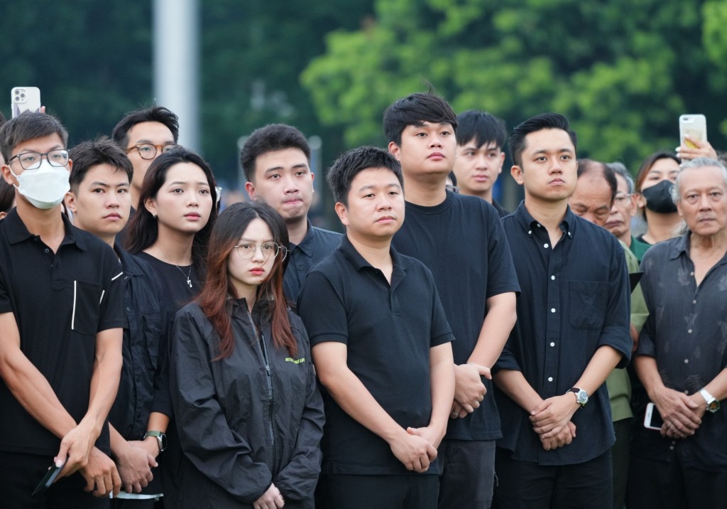 Người trẻ biến niềm tiếc thương thành hành động Người trẻ biến niềm tiếc thương thành hành động