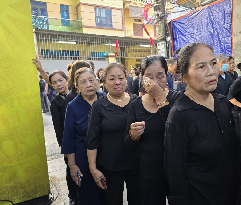 Người trẻ biến niềm tiếc thương thành hành động Người trẻ biến niềm tiếc thương thành hành động