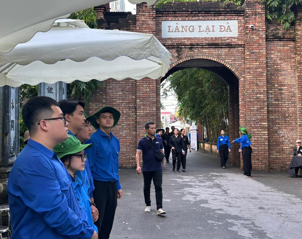 Người trẻ biến niềm tiếc thương thành hành động Người trẻ biến niềm tiếc thương thành hành động