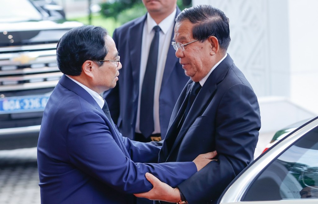 Việt Nam luôn ủng hộ Campuchia phát triển hòa bình, ổn định, thịnh vượng