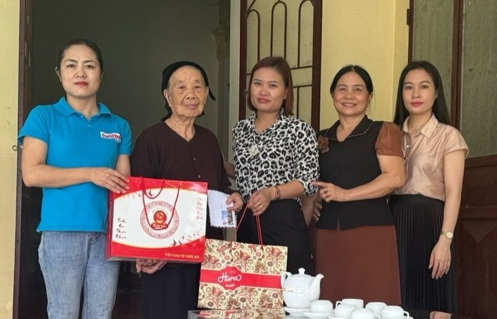 Tri ân Mẹ Việt Nam Anh hùng và mẹ liệt sĩ tại Hải Phòng, Quảng Ninh