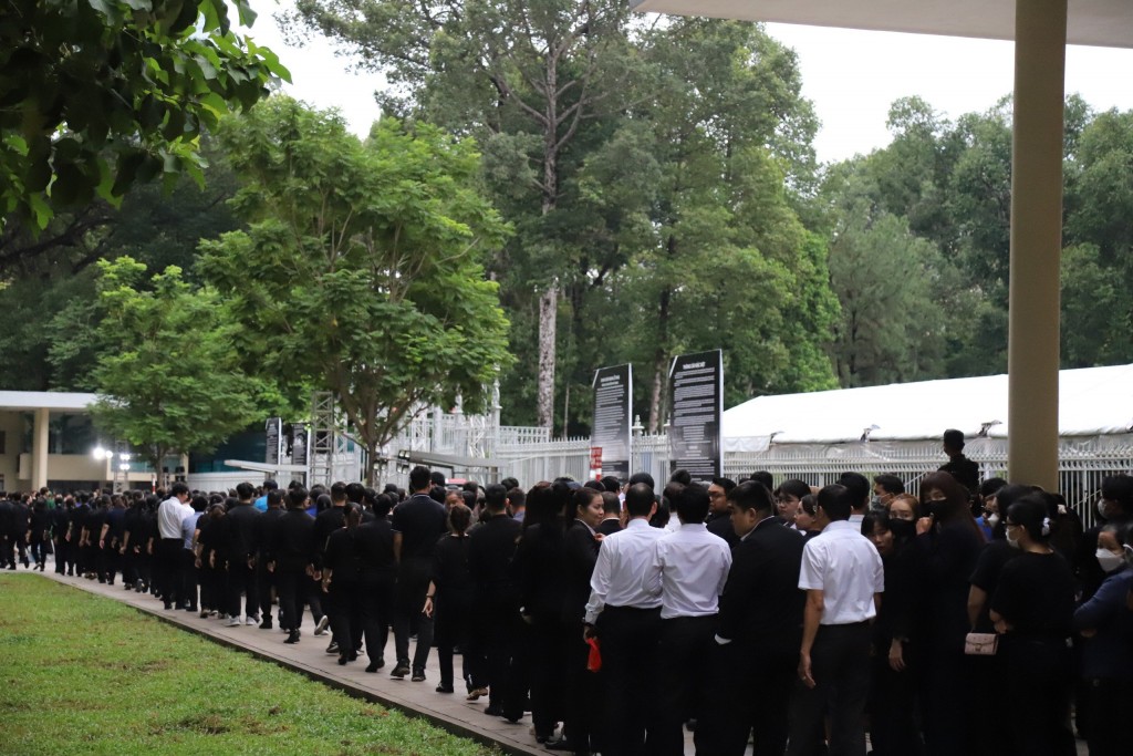 Nhìn hàng dài người dân chờ viếng Tổng Bí thư Nguyễn Phú Trọng