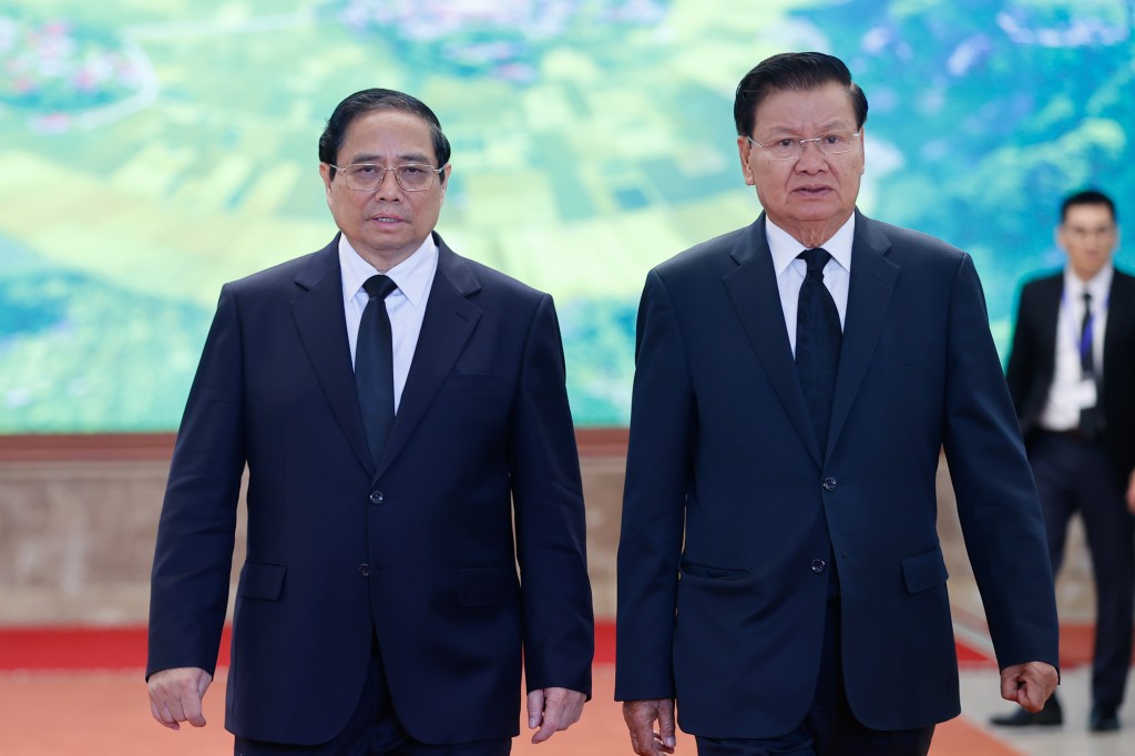 Thủ tướng Chính phủ Phạm Minh Chính đón Tổng Bí thư, Chủ tịch nước Lào Thongloun Sisoulith - Ảnh: VGP/Nhật Bắc