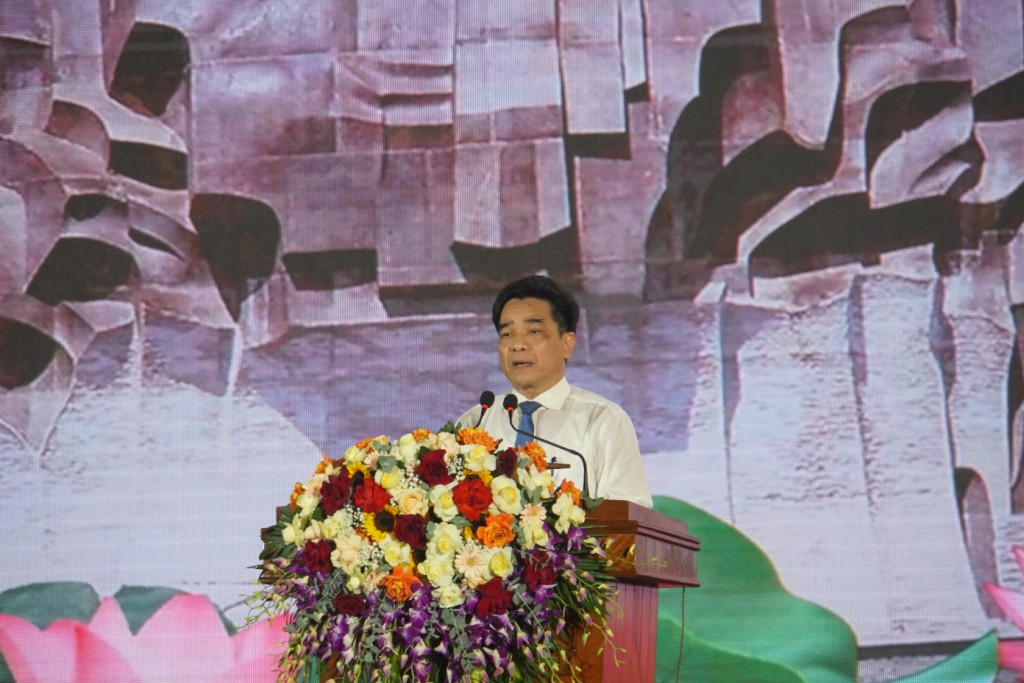 Chủ tịch UBND tỉnh Lê Văn Dũng phát biểu tại chương trình kỷ niệm (Ảnh: quangnam.gov.vn)