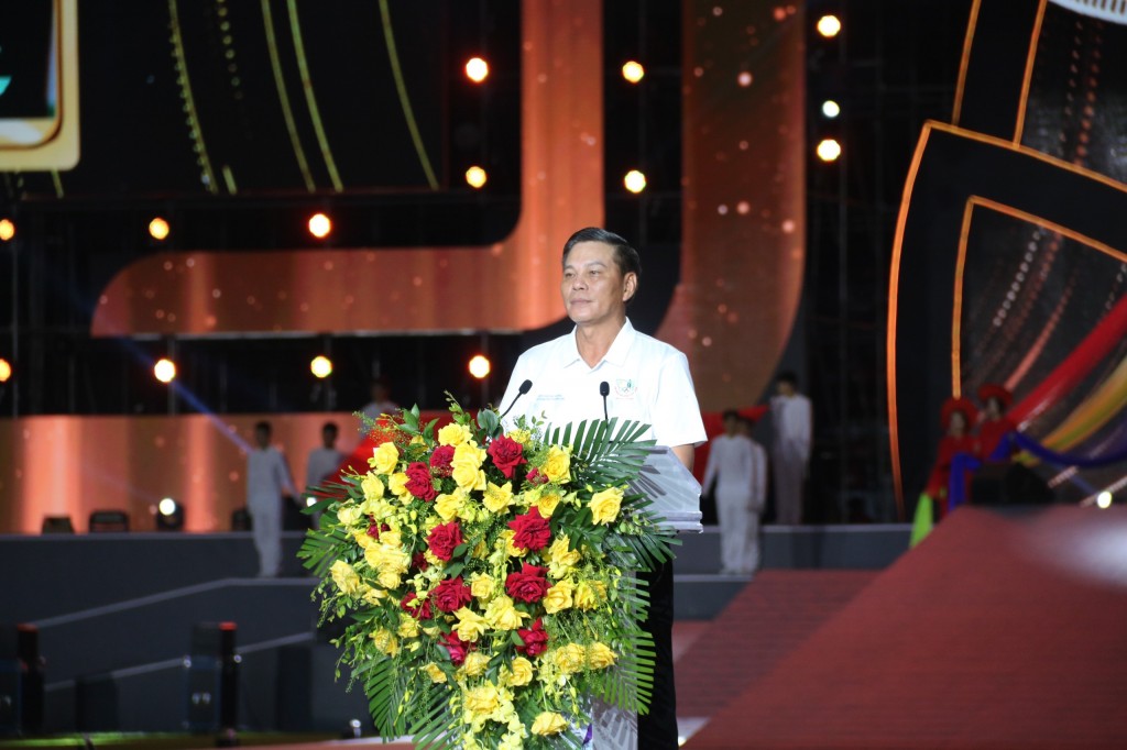 Đồng chí Nguyễn Văn Tùng, Phó Bí thư Thành ủy, Chủ tịch UBND thành phố Hải Phòng phát biểu chào mừng Lễ khai mạc