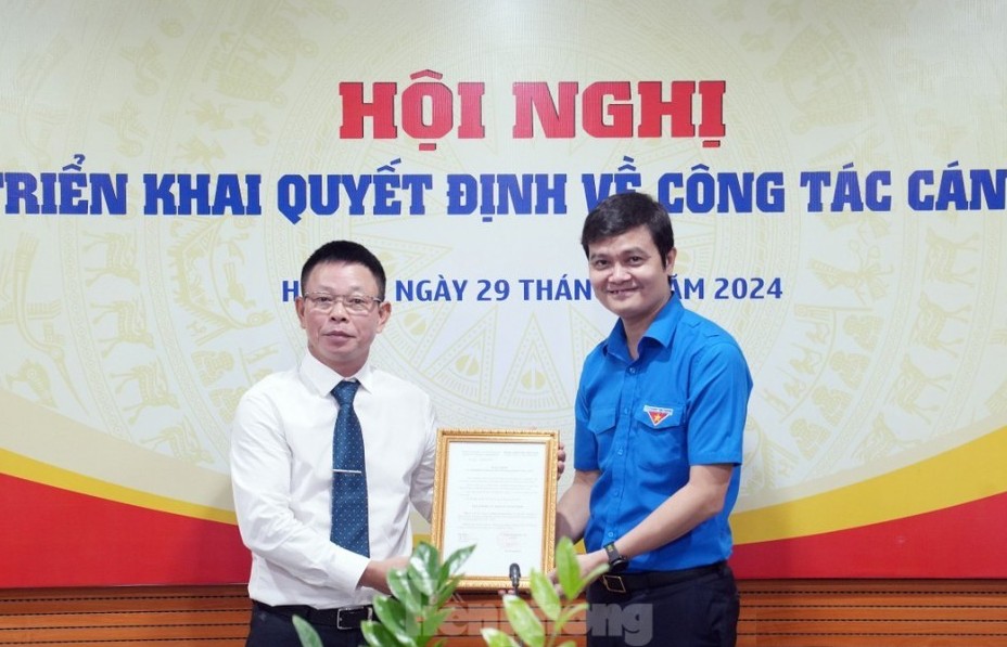 Nhà báo Phùng Công Sưởng được chỉ định làm Bí thư Đảng ủy báo Tiền Phong
