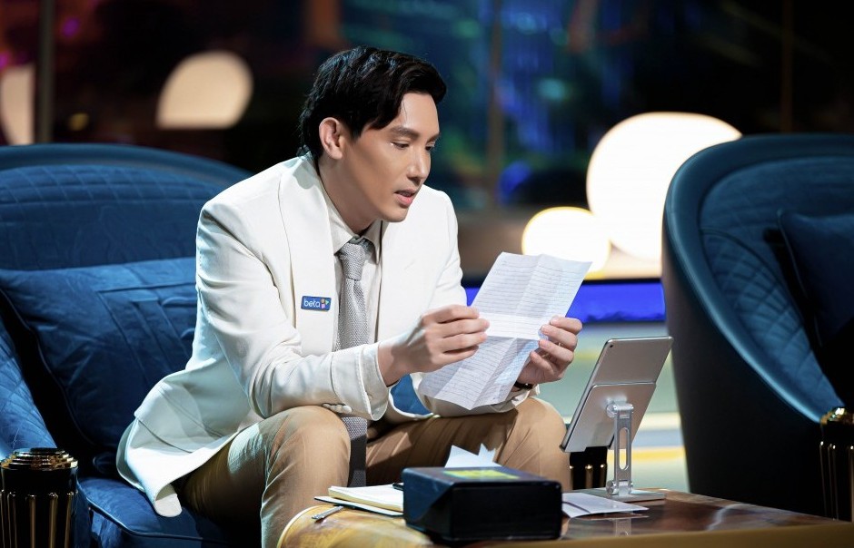 Hé lộ về bức thư khiến Shark Minh Beta nghẹn ngào trên truyền hình