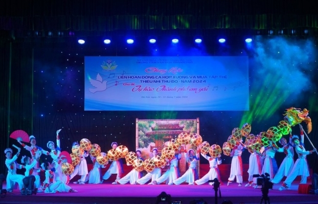 Thiếu nhi hào hứng với “Đồng ca, hợp xướng và múa tập thể”