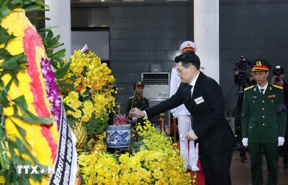 Thái Lan treo cờ rủ tưởng nhớ Tổng Bí thư Nguyễn Phú Trọng