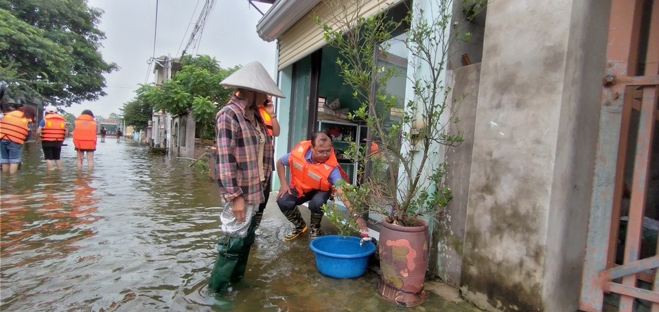 Hà Nội dồn lực ổn định cuộc sống người dân vùng lũ