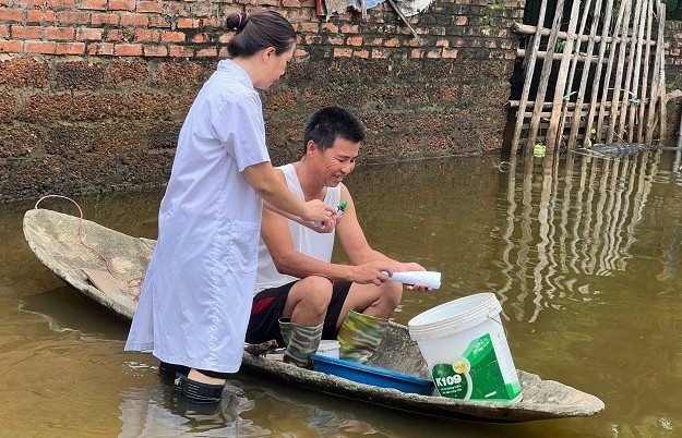 Hà Nội: Nước lũ rút, tập trung khắc phục hậu quả