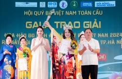 Lê Lụa đăng quang Hoa hậu du lịch áo dài quý bà Việt Nam 2024