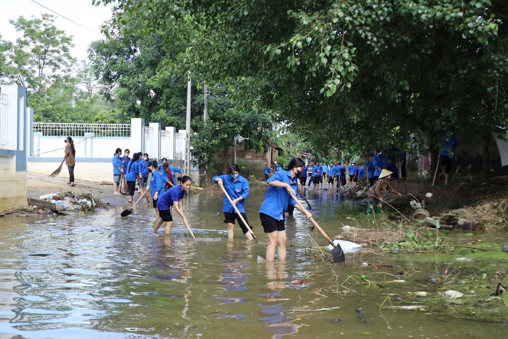 Người dân vùng lũ đang dần ổn định cuộc sống