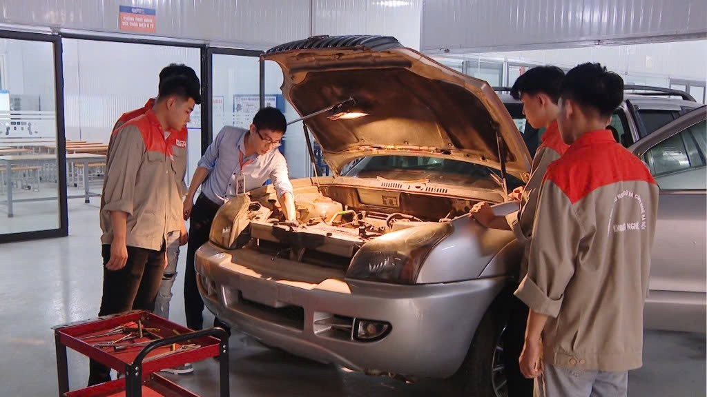 Được đào tạo nghề từ sớm, thí sinh sẽ có nhiều cơ hội khởi nghiệp và thành công  sớm