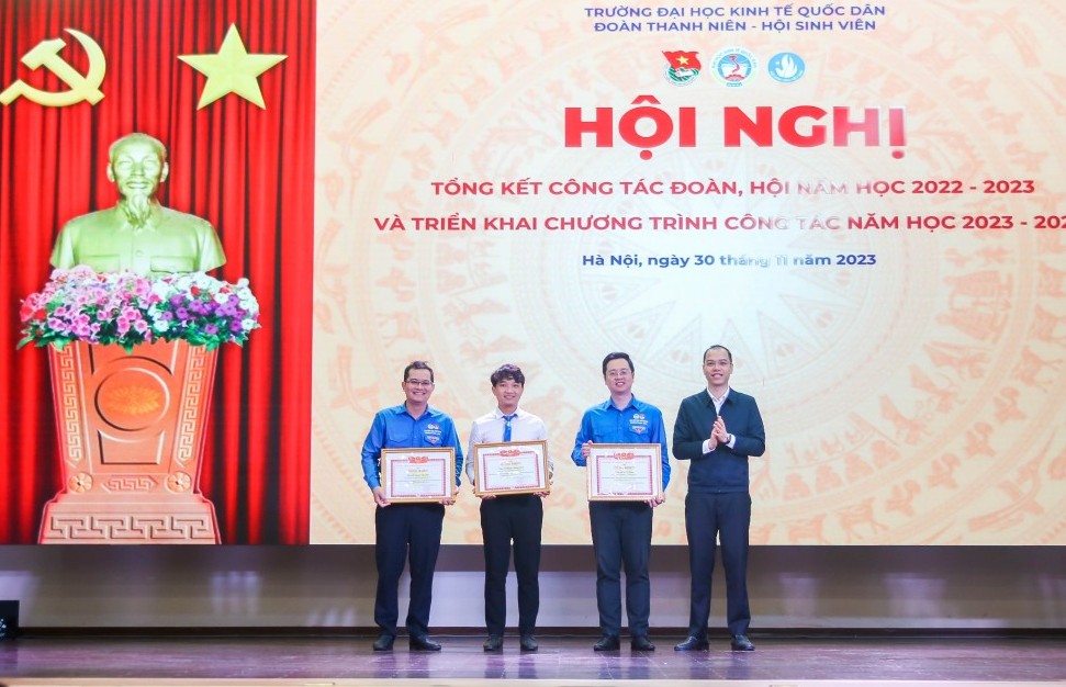 Khát vọng cống hiến sức trẻ của Phó chủ tịch Hội sinh viên NEU