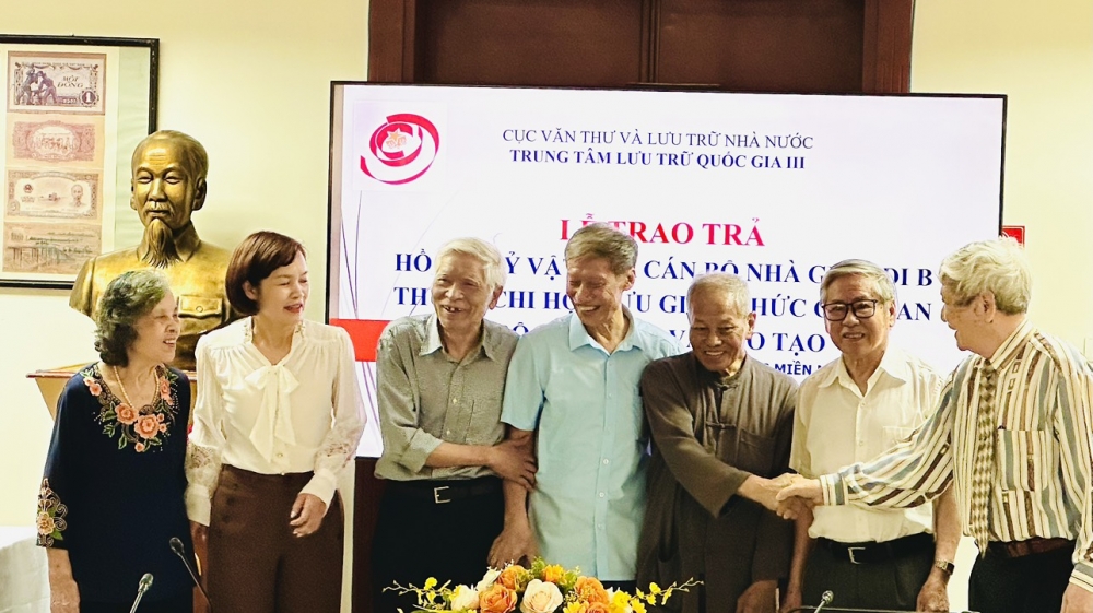 Nhớ lời thề
