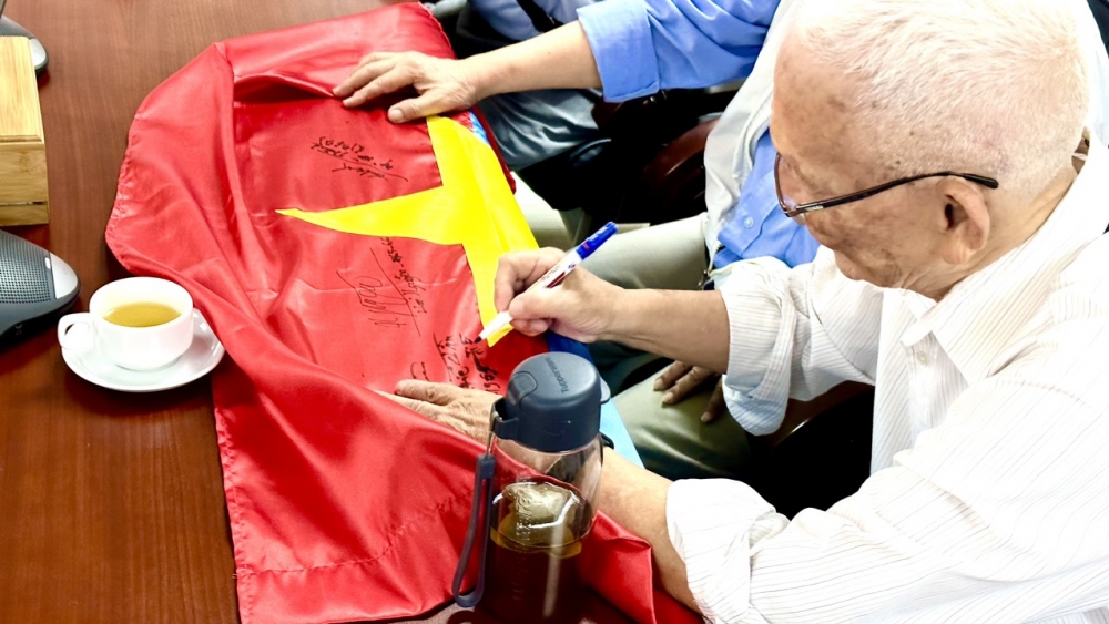 Nhớ lời thề