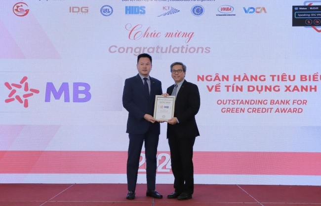 MB được vinh danh "Ngân hàng Việt Nam tiêu biểu 2024"