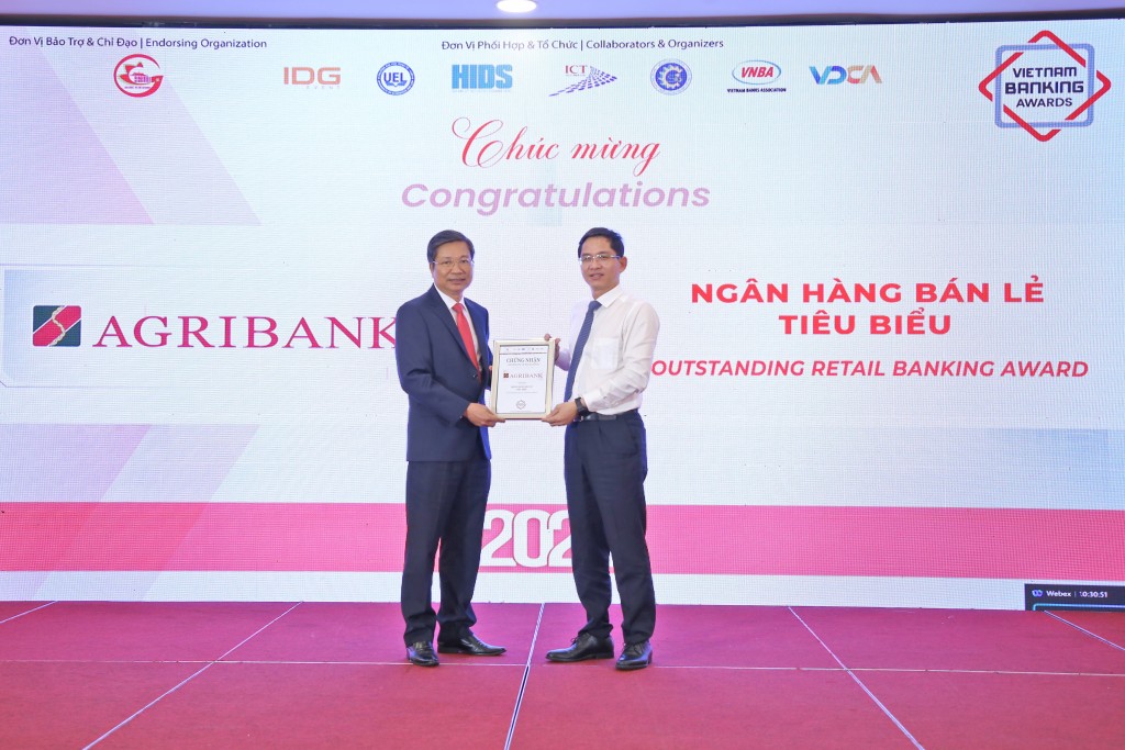 Agribank nhận danh hiệu “Ngân hàng bán lẻ tiêu biểu” 2024