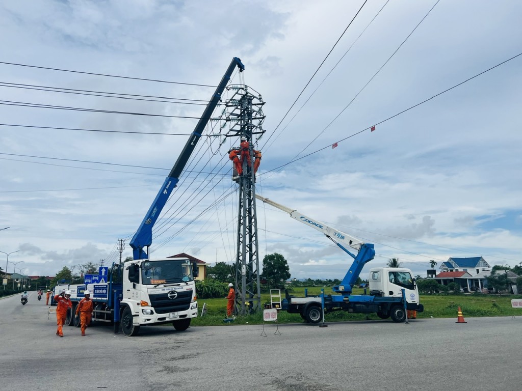 PC Thừa Thiên - Huế đảm bảo cung cấp điện ổn định cho các phụ tải quan trọng phục vụ công tác phòng, chống thiên tai của tỉnh