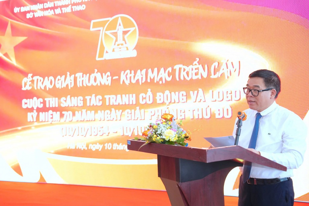 Đồng chí Đỗ Đình Hồng - Thành ủy viên, Giám đốc Sở Văn hóa và Thể Thao, Trưởng Ban Tổ chức Cuộc thi phát biểu tại buổi lễ