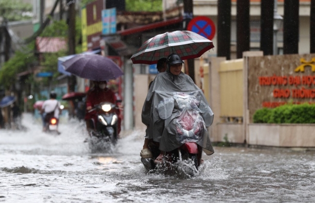 Bắc Bộ nhiều nơi mưa rất to, đề phòng lũ quét