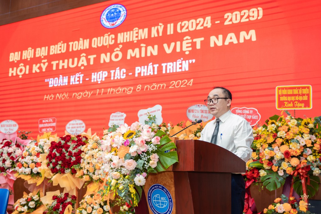 TS. Lê Ngọc Ninh, đại diện Đoàn Chủ tịch khai mạc Đại hội